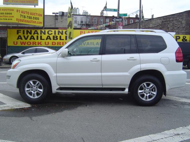 Lexus GX 470 Base Unspecified