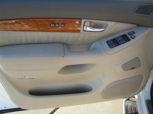 Lexus GX 470 2004 photo 4