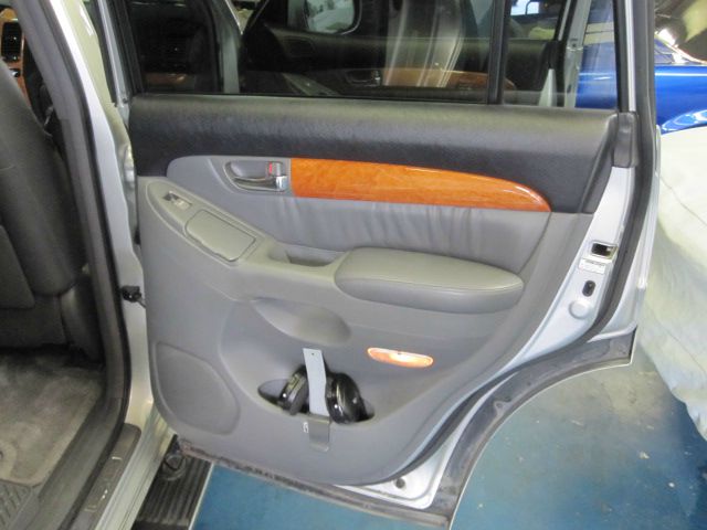 Lexus GX 470 2004 photo 3
