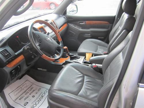 Lexus GX 470 2004 photo 3