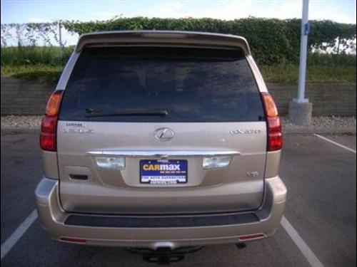 Lexus GX 470 2004 photo 2