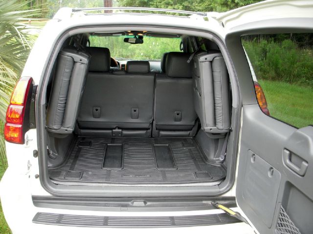 Lexus GX 470 2004 photo 3