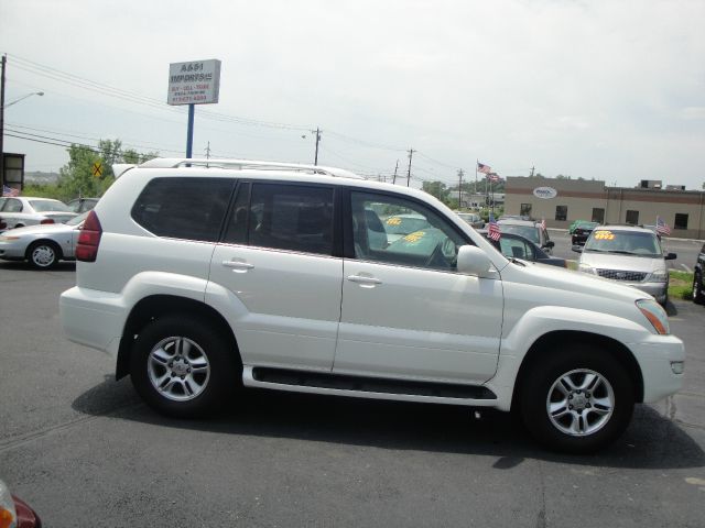 Lexus GX 470 2004 photo 23