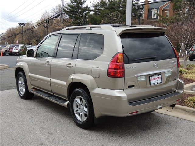 Lexus GX 470 Base Unspecified