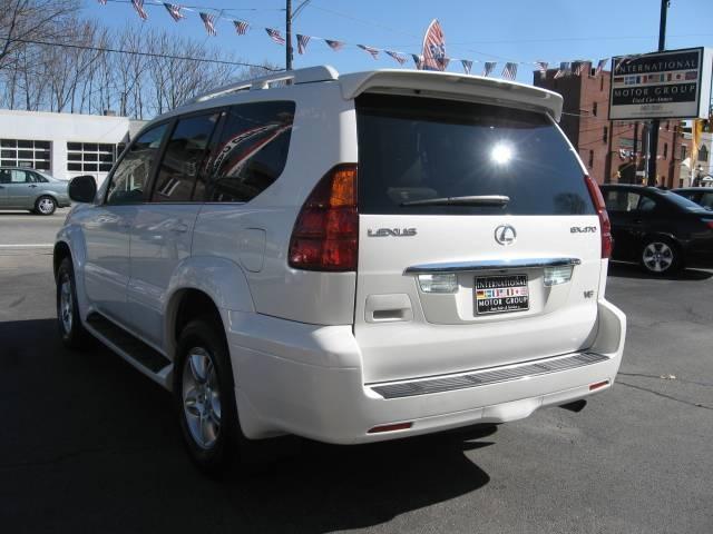 Lexus GX 470 2005 photo 2