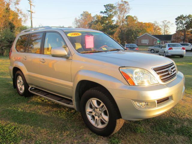 Lexus GX 470 2005 photo 3