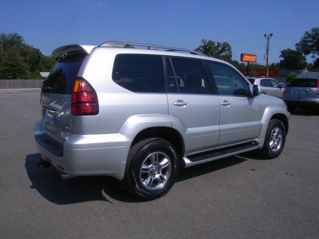 Lexus GX 470 2005 photo 2