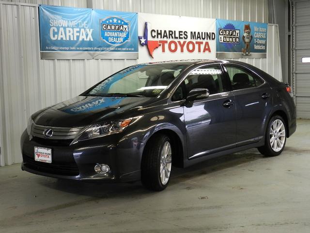 Lexus HS 2010 photo 3