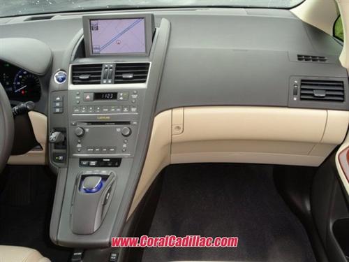 Lexus HS 250h 2010 photo 1