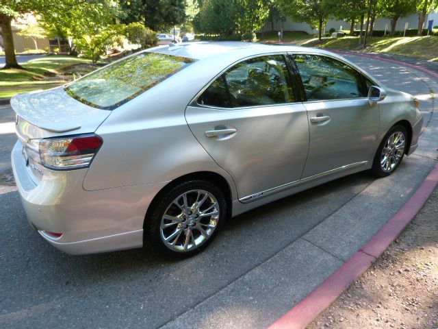 Lexus HS 250h 2010 photo 2