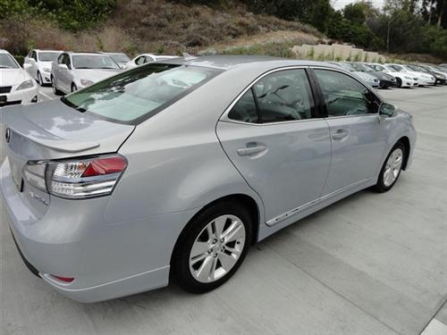 Lexus HS 250h 2010 photo 2