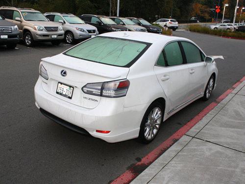 Lexus HS 250h 2010 photo 1