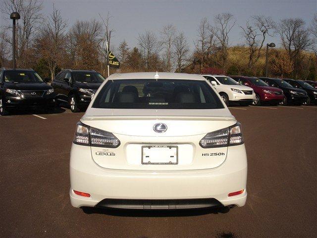 Lexus HS 250h 2010 photo 4