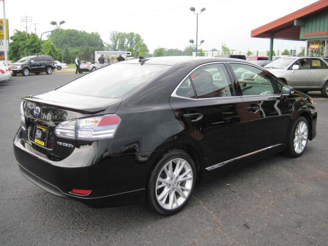 Lexus HS 250h 2010 photo 2