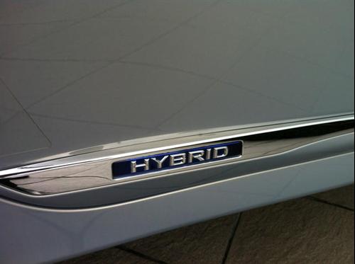 Lexus HS 250h 2010 photo 3