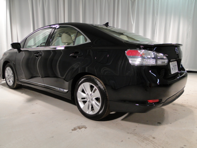 Lexus HS 250h 2011 photo 2