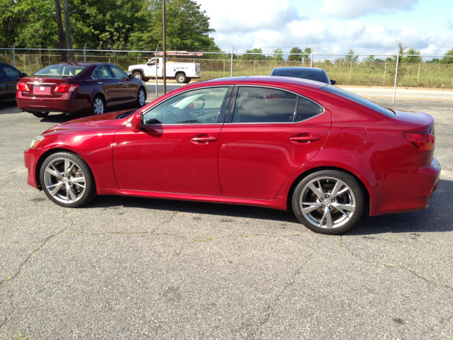 Lexus IS 4dr S Manual Sedan