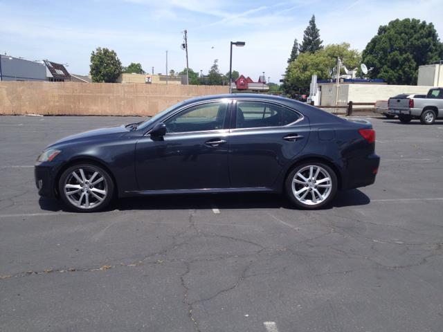 Lexus IS 2007 photo 2