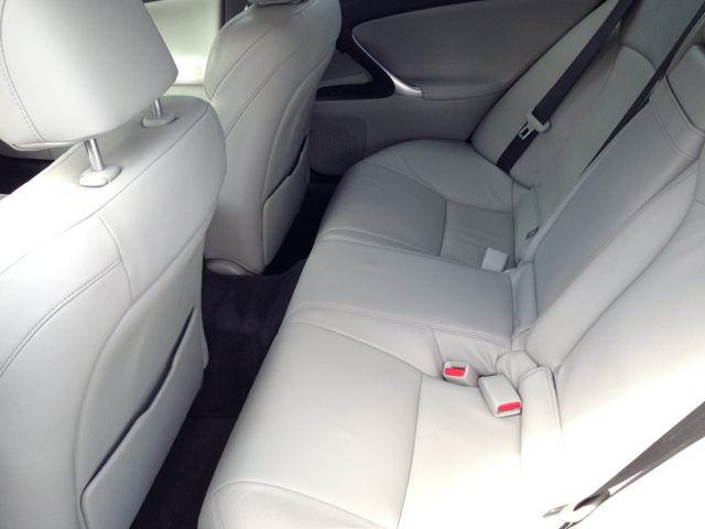 Lexus IS 2007 photo 1