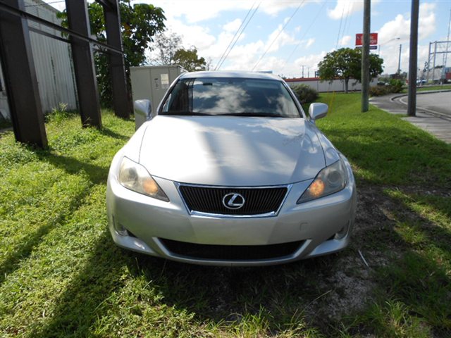 Lexus IS 250 Base Unspecified