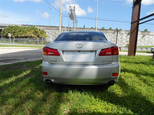 Lexus IS 250 2006 photo 4