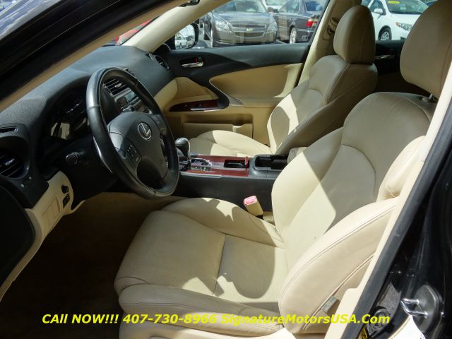 Lexus IS 250 2006 photo 36