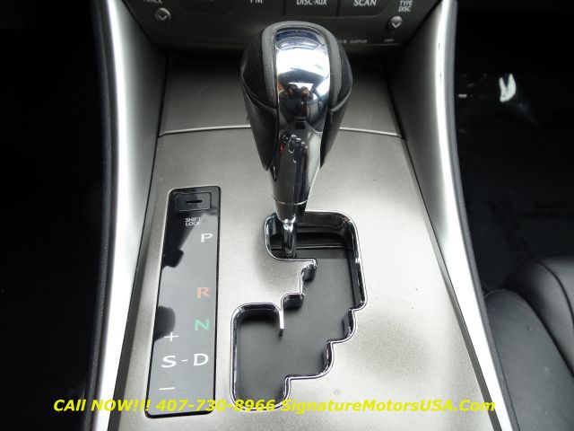 Lexus IS 250 2006 photo 10