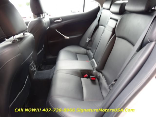 Lexus IS 250 2006 photo 20