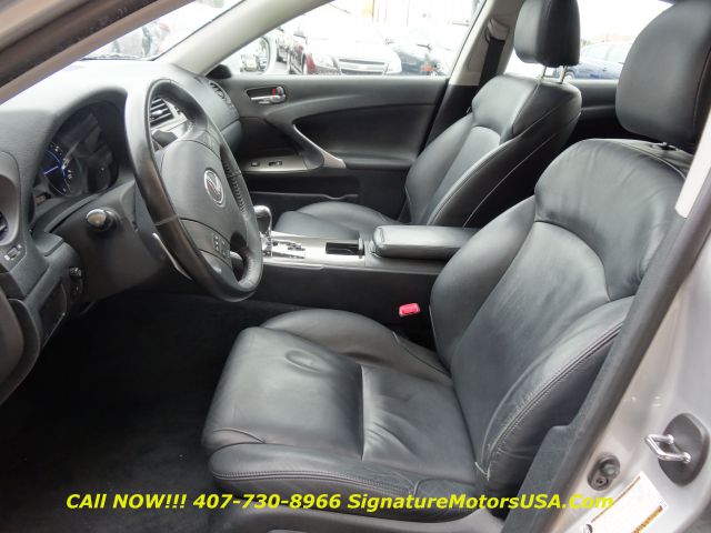 Lexus IS 250 2006 photo 22
