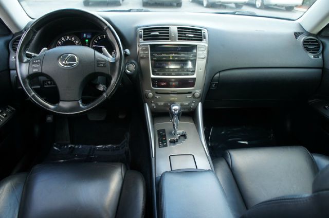 Lexus IS 250 2006 photo 11