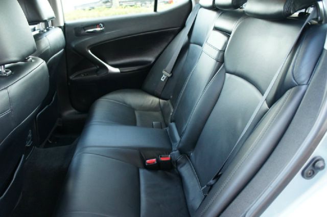 Lexus IS 250 2006 photo 13