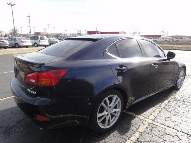Lexus IS 250 2006 photo 2