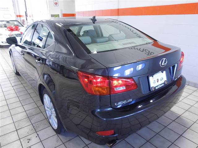 Lexus IS 250 2007 photo 2