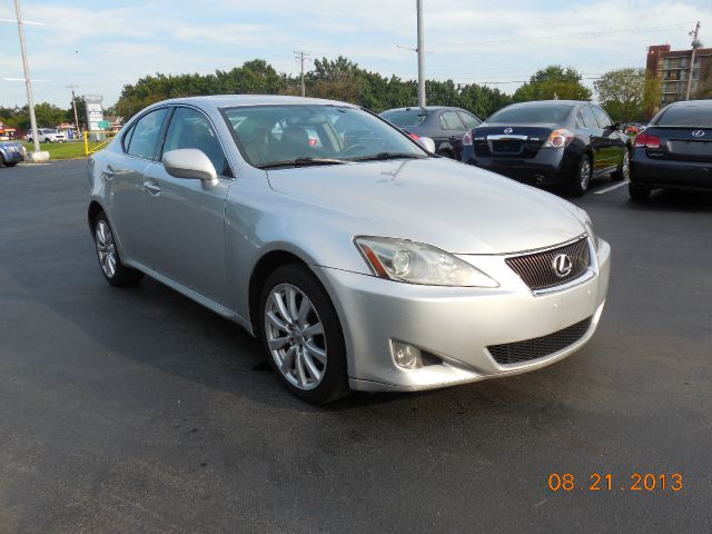 Lexus IS 250 2007 photo 2