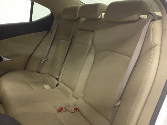 Lexus IS 250 2007 photo 32