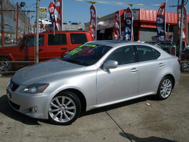 Lexus IS 250 2007 photo 2