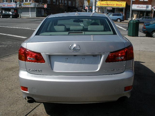 Lexus IS 250 2007 photo 4