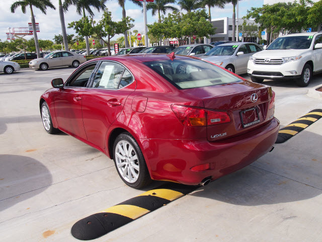 Lexus IS 250 Base Unspecified