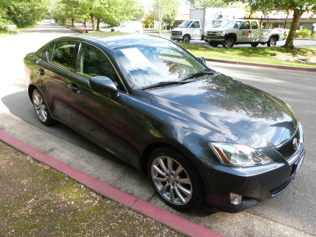 Lexus IS 250 Dvd-3rd ROW Seating Sedan