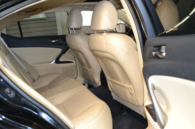 Lexus IS 250 2008 photo 14