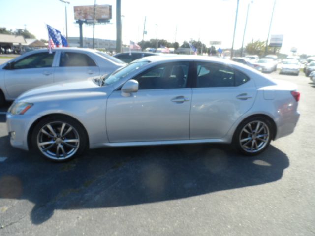 Lexus IS 250 Ext Cab SLE Longbed Sedan