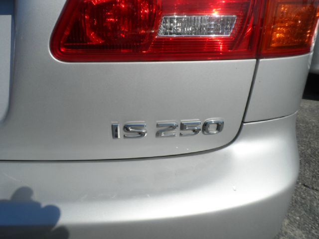 Lexus IS 250 2008 photo 2