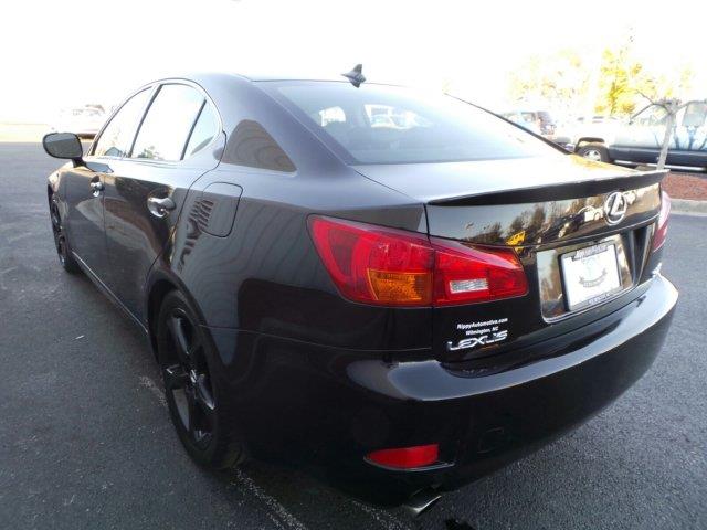 Lexus IS 250 2008 photo 2