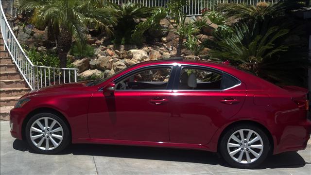 Lexus IS 250 Lariat Crew FX4 Sedan