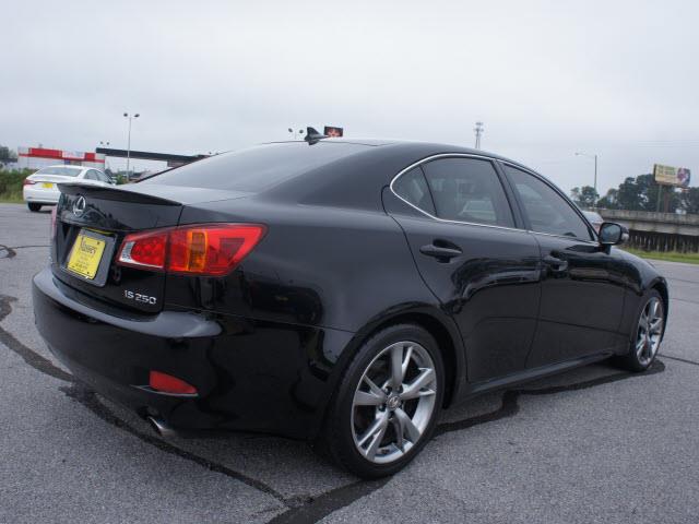 Lexus IS 250 2009 photo 4