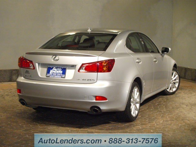 Lexus IS 250 2010 photo 3