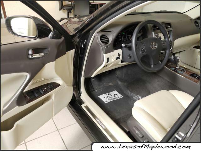 Lexus IS 250 2010 photo 4