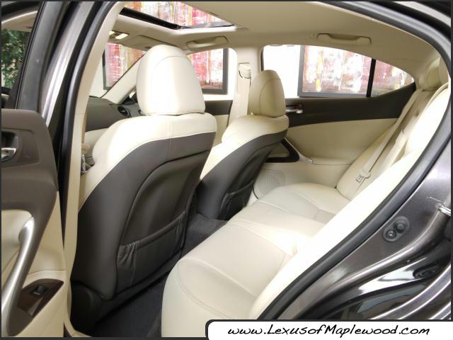 Lexus IS 250 2010 photo 5