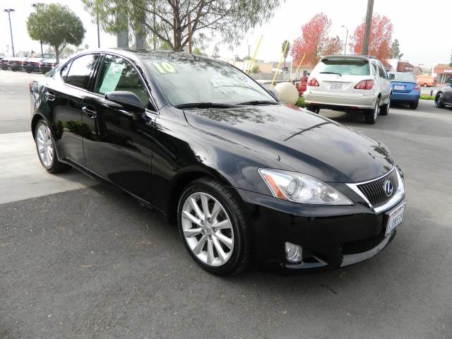 Lexus IS 250 2010 photo 3