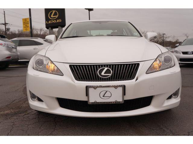 Lexus IS 250 2010 photo 3